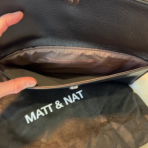 Matt & Nat Purse - Picture 3 of 6